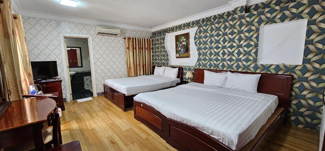 Cosmo Central Hotel Ho Chi Minh Exterior foto