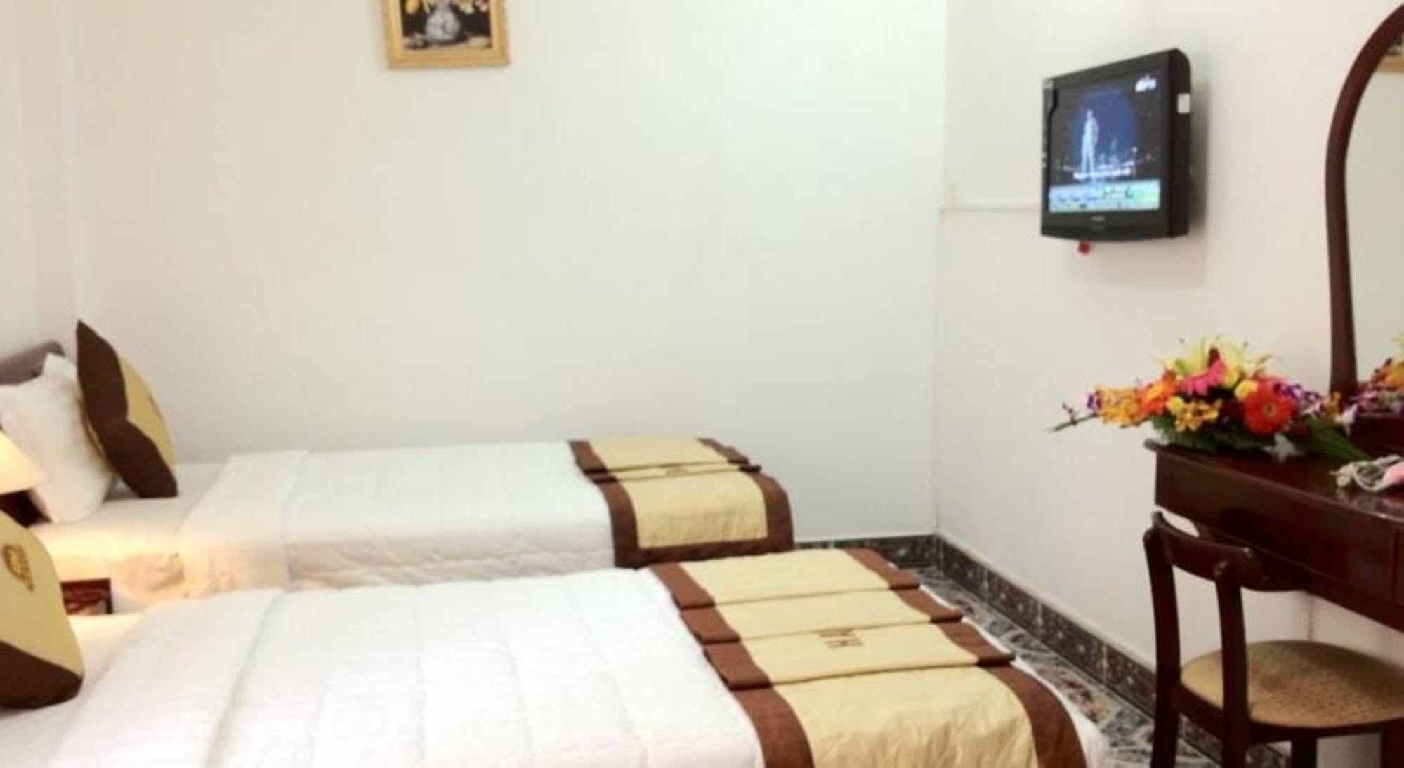 Cosmo Central Hotel Ho Chi Minh Exterior foto